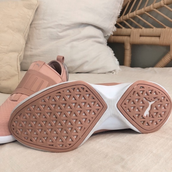 Puma Sneakers - Picture 3 of 6